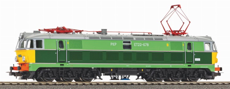 8105