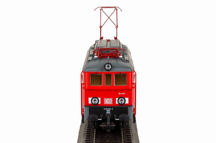 8166
