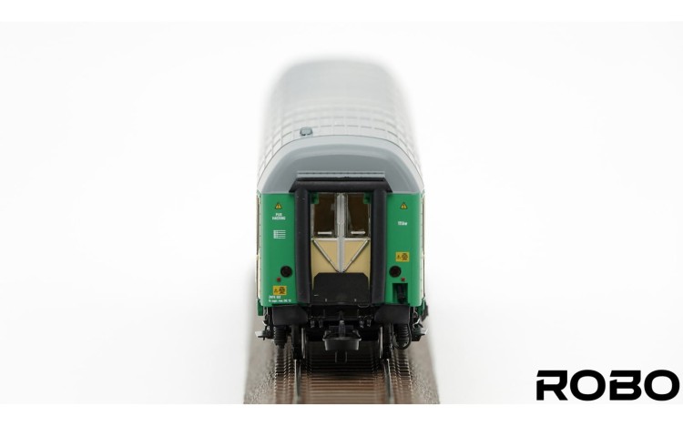 8969