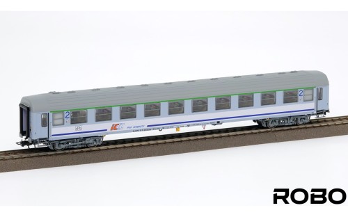 222250-pkp-ic-111as-stacja-warszawa-grochow-przedzial-rowerowy