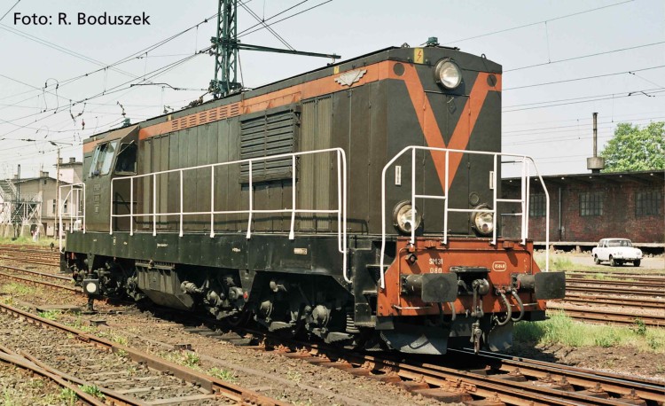 8563-scaled