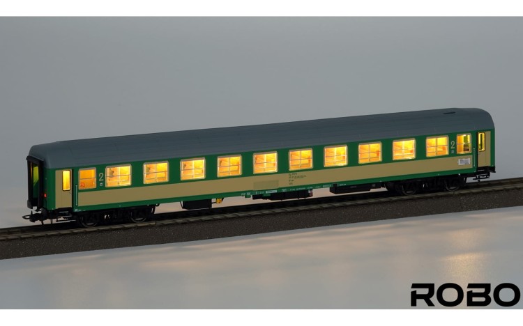 8974